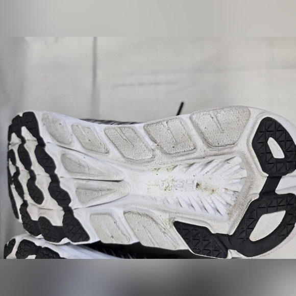 HOKA Black and White Running Shoes Size 8.5B One One - Picture 16 of 16